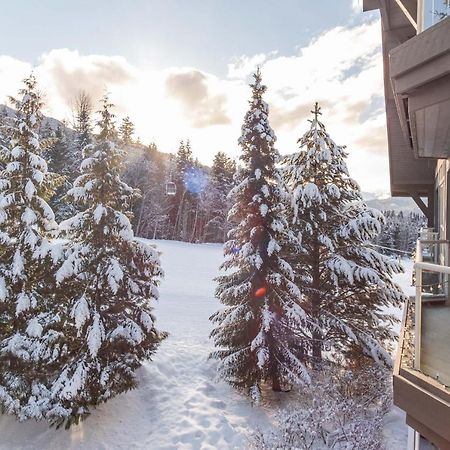 The Best Ski In Ski Out Two Bedroom Condo At Aspens Whistler Esterno foto