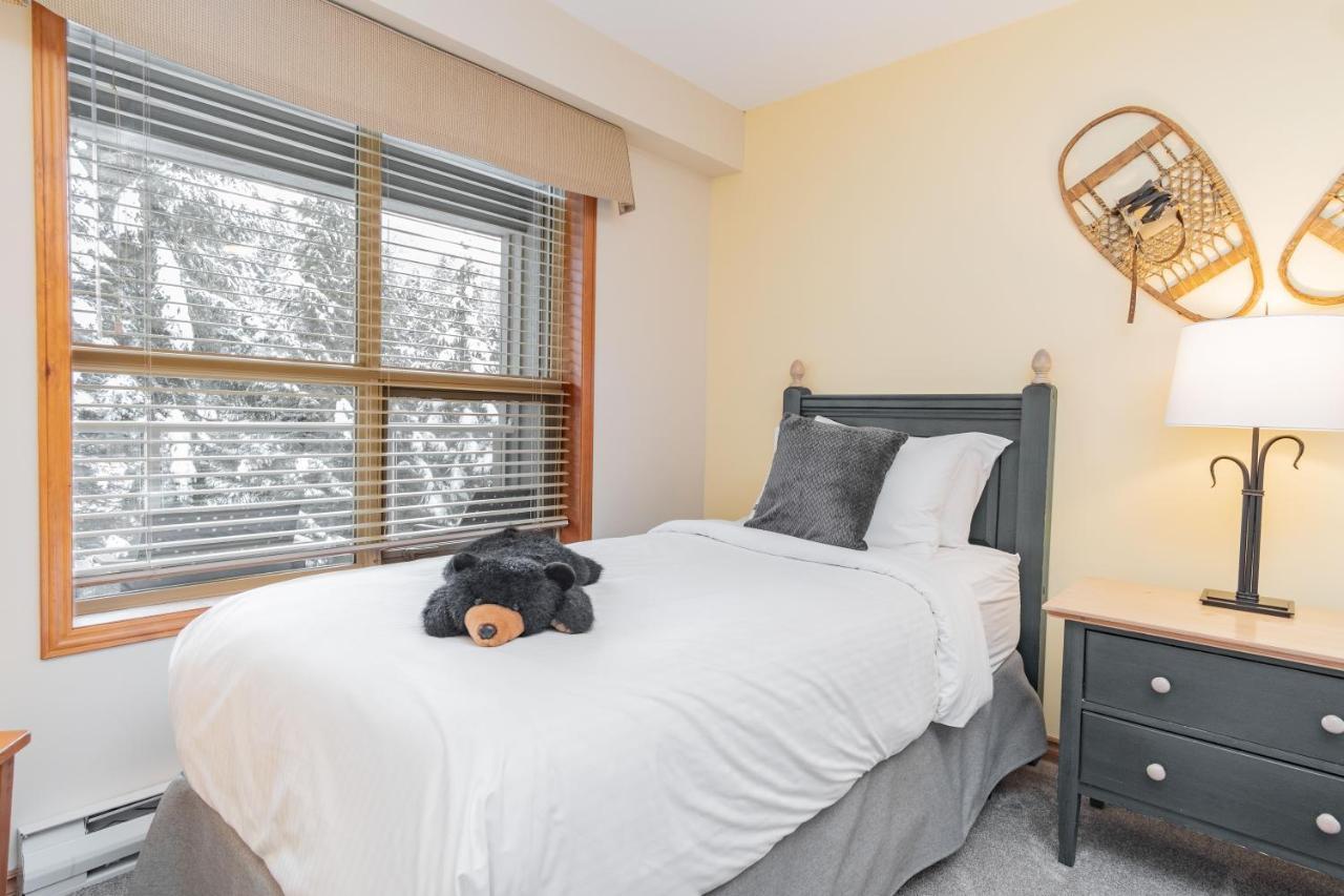 The Best Ski In Ski Out Two Bedroom Condo At Aspens Whistler Esterno foto